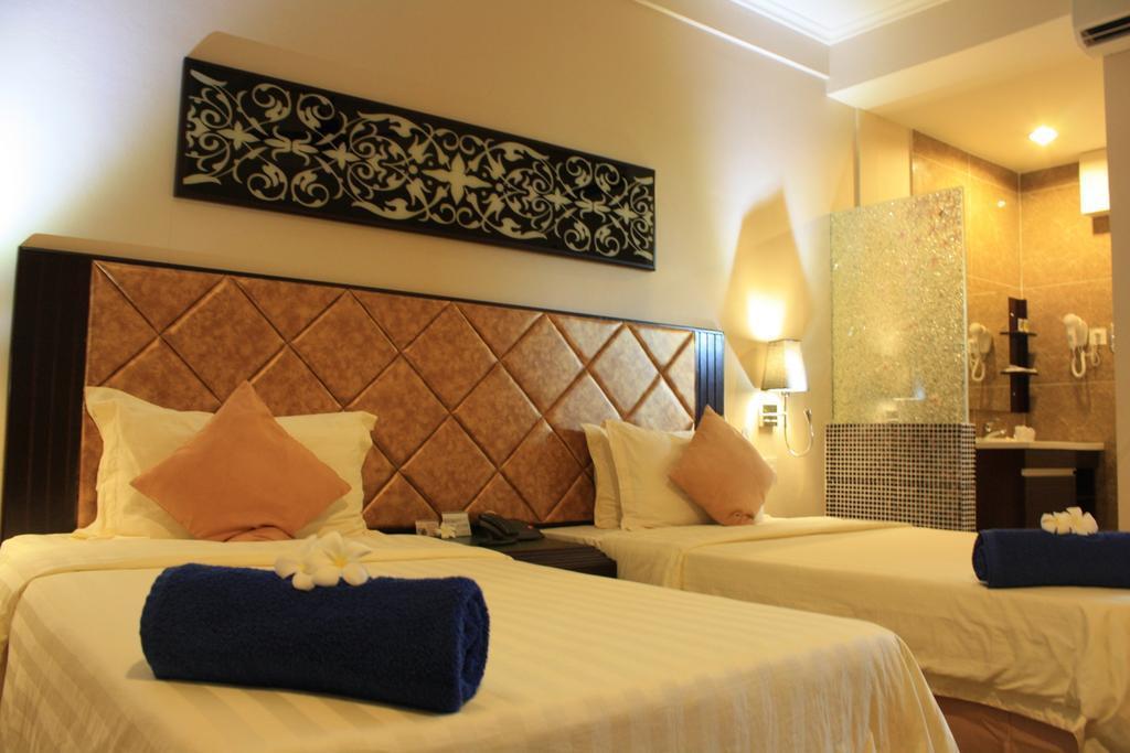 Beringgis Beach Resort & Spa Papar Extérieur photo